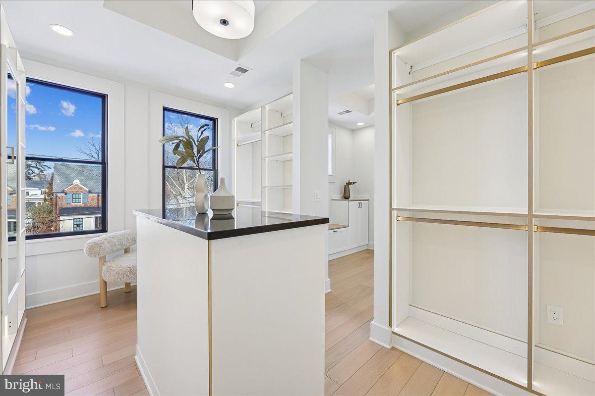 4428 ALBEMARLE STREET NW