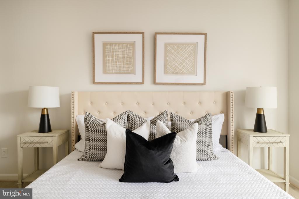 4301 MASSACHUSETTS AVENUE NW Unit: 1013
