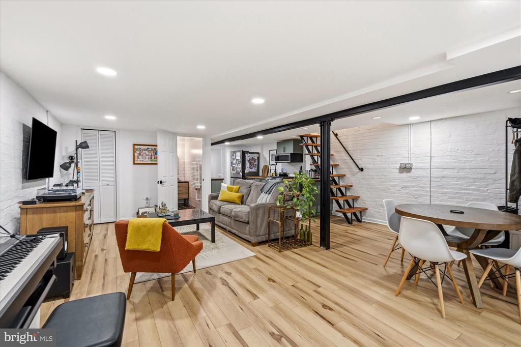 41 V STREET NW