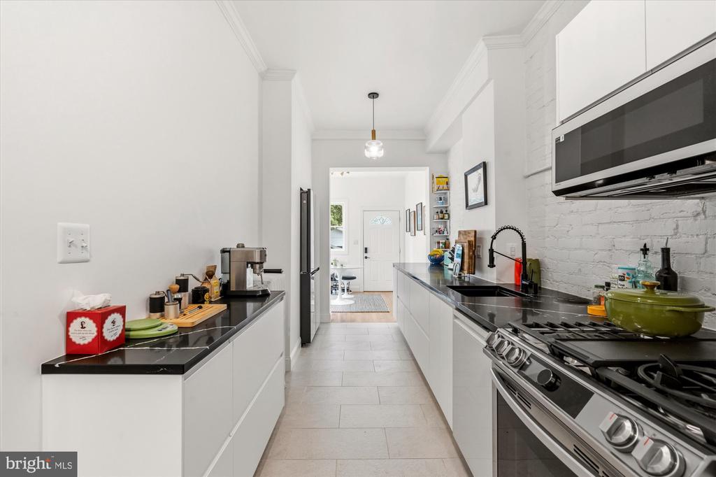 41 V STREET NW