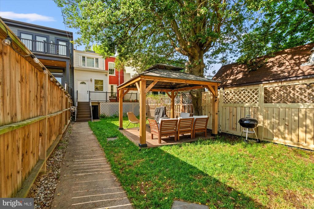 41 V STREET NW