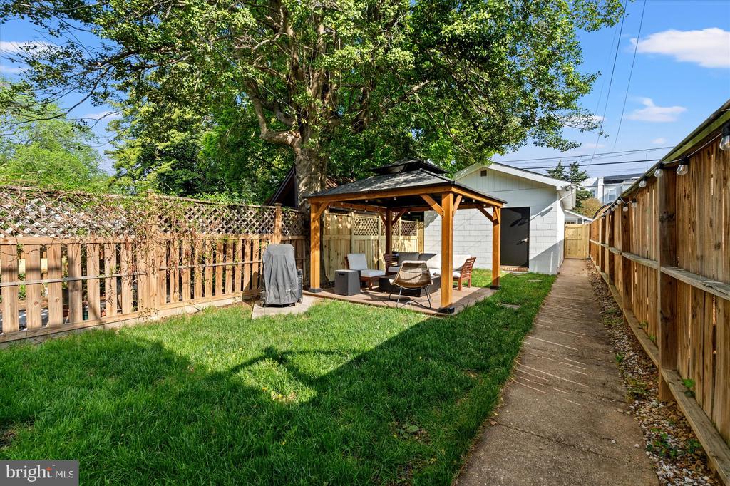 41 V STREET NW