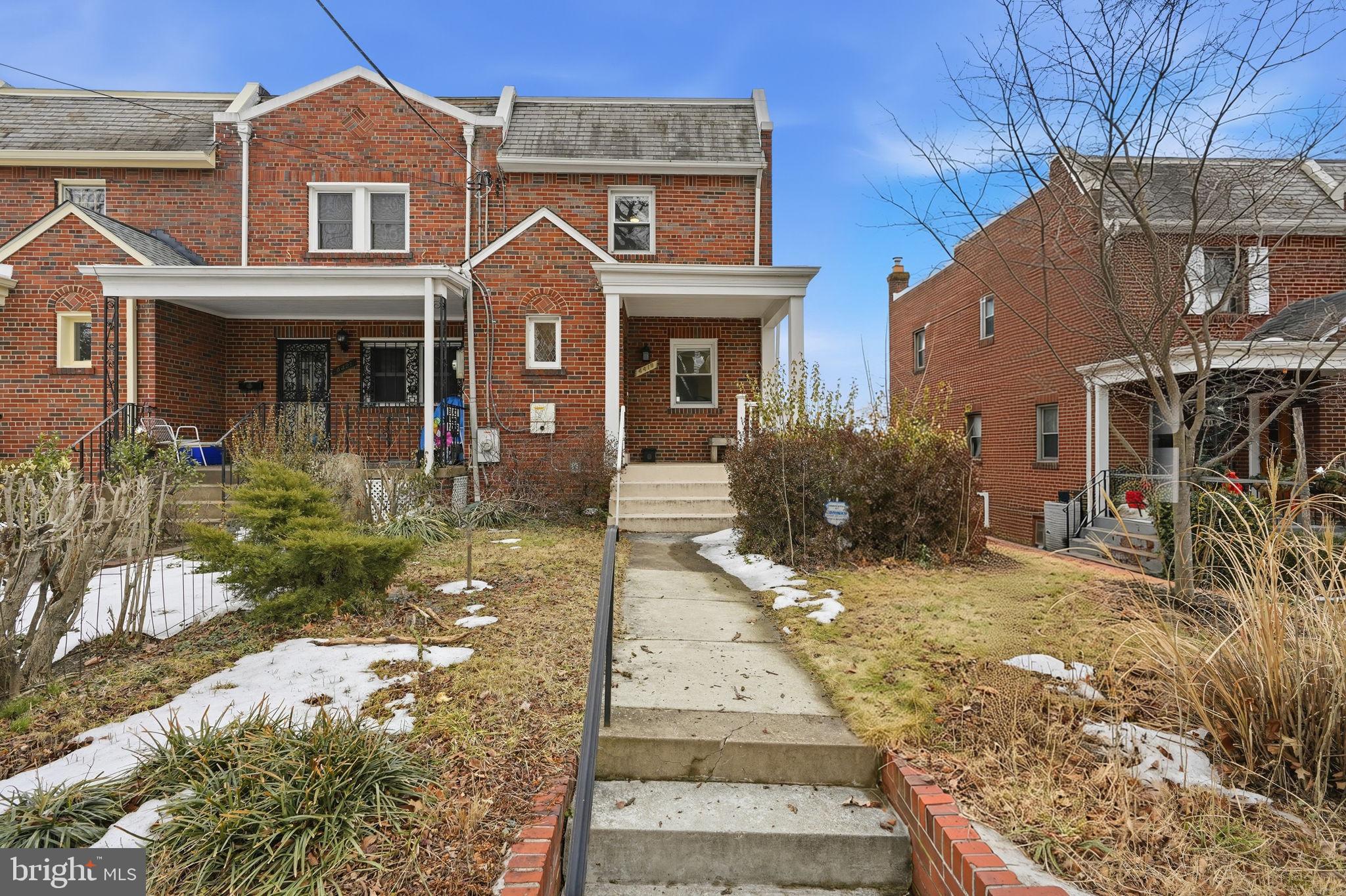 4419 13TH STREET NE