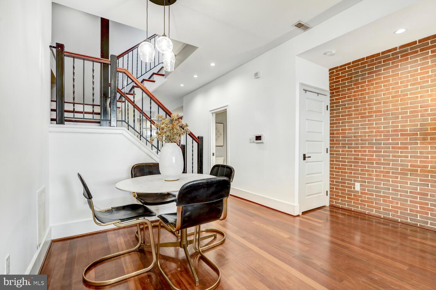 1342 W STREET NW