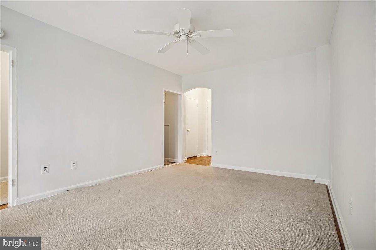 1 SCOTT CIRCLE NW 818