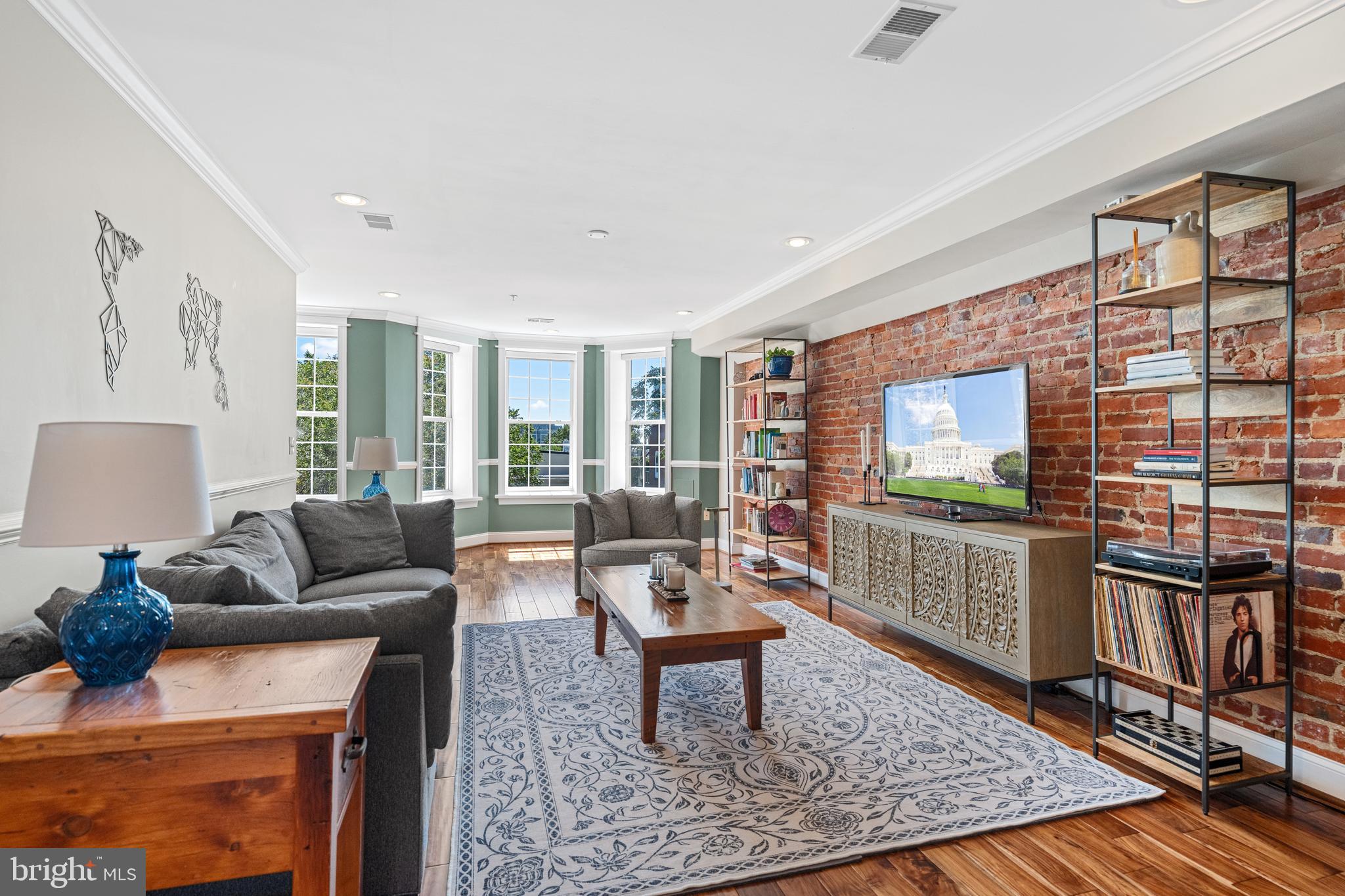 30 T STREET NE 2