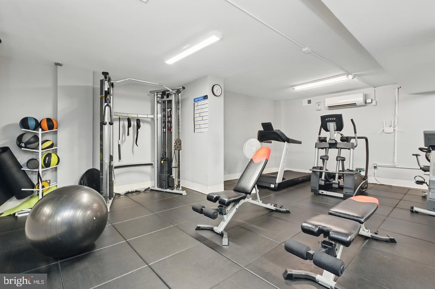 4000 TUNLAW ROAD NW 223