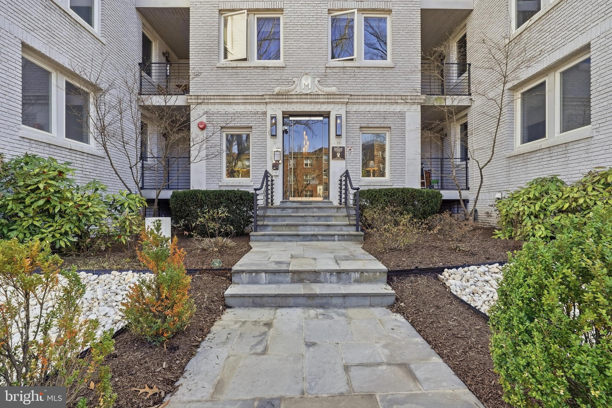 329 RHODE ISLAND AVENUE NE 203