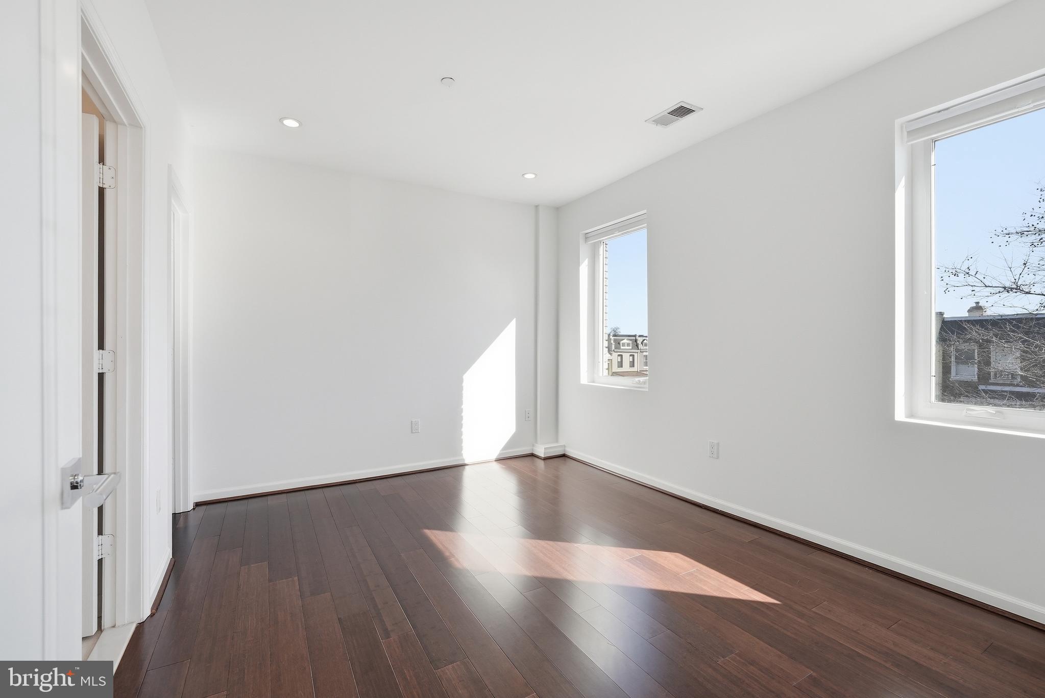 329 RHODE ISLAND AVENUE NE 203