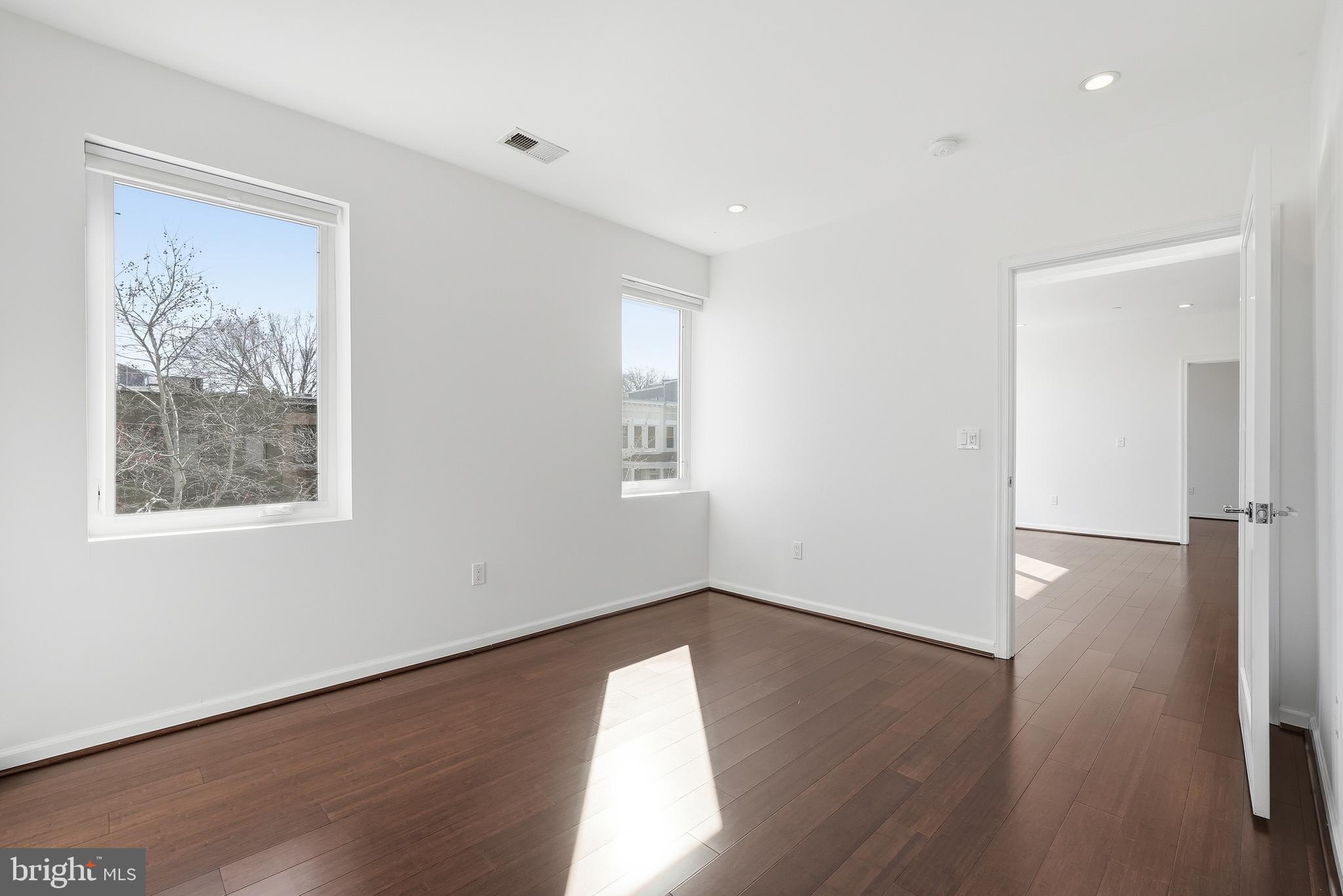 329 RHODE ISLAND AVENUE NE 203