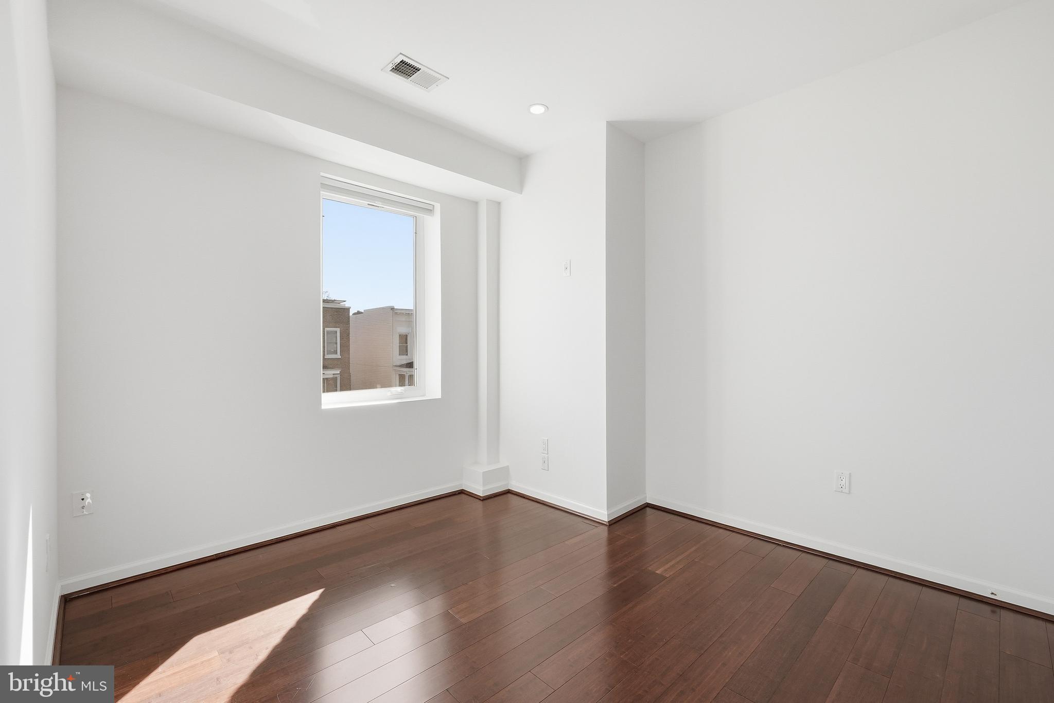 329 RHODE ISLAND AVENUE NE 203