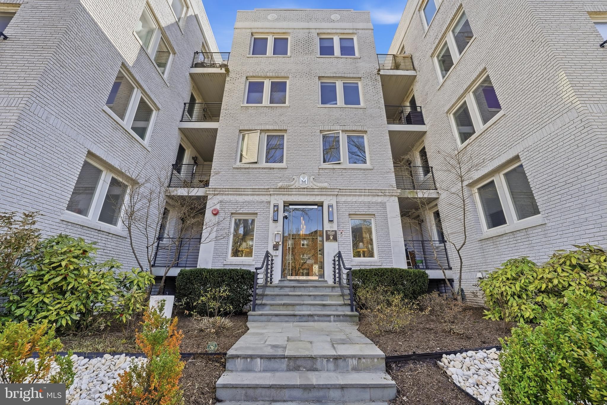 329 RHODE ISLAND AVENUE NE 203