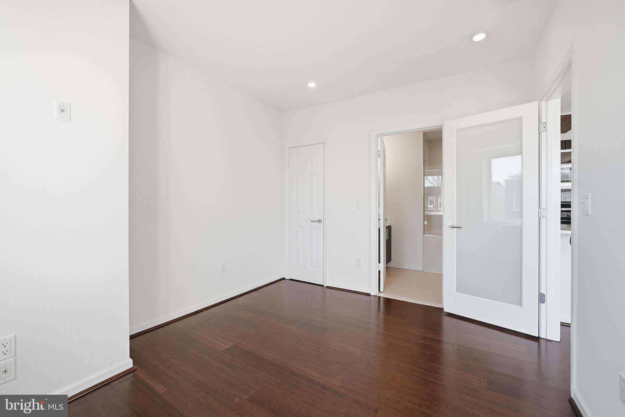 329 RHODE ISLAND AVENUE NE 203