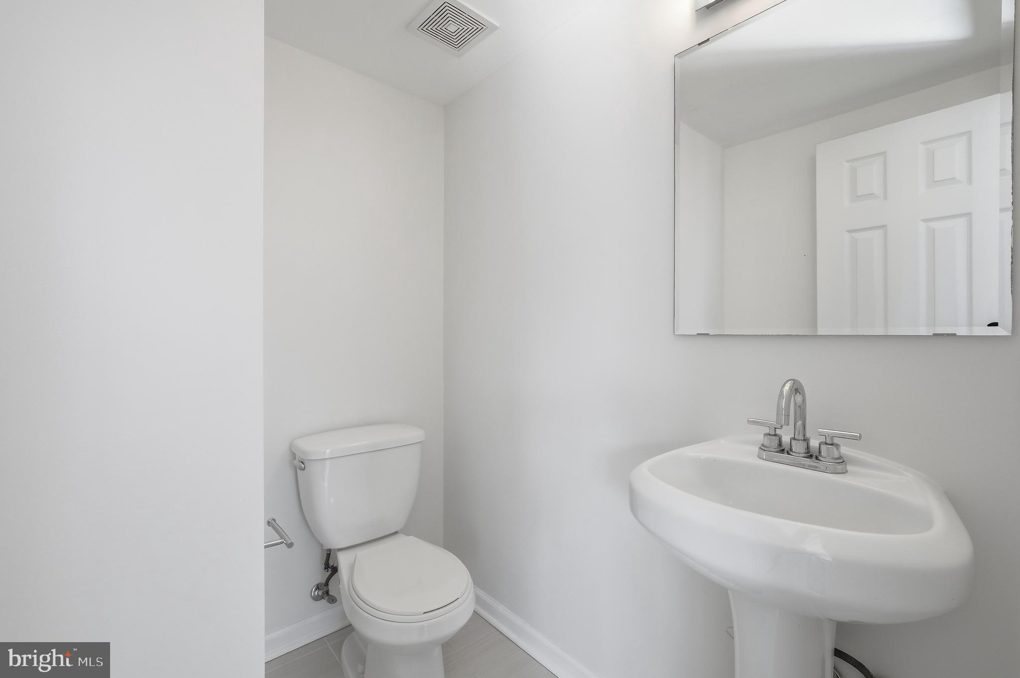 329 RHODE ISLAND AVENUE NE 203