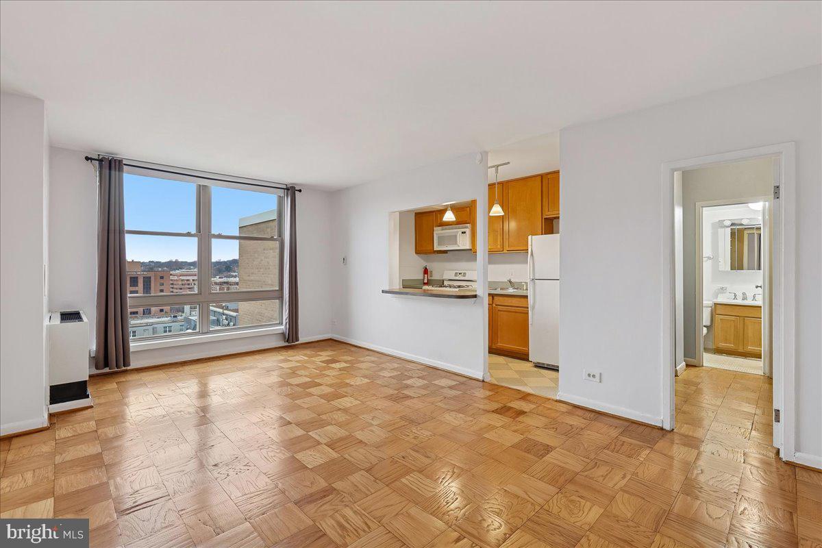 1260 21ST STREET NW 1009