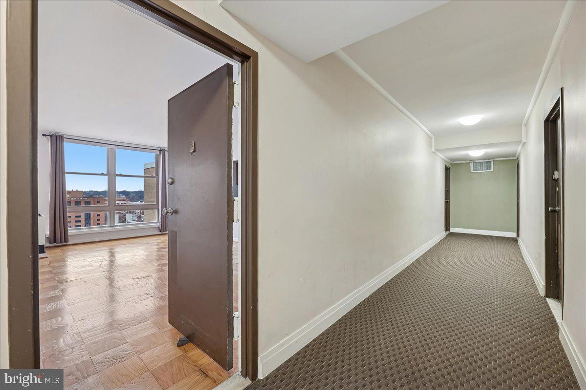 1260 21ST STREET NW 1009