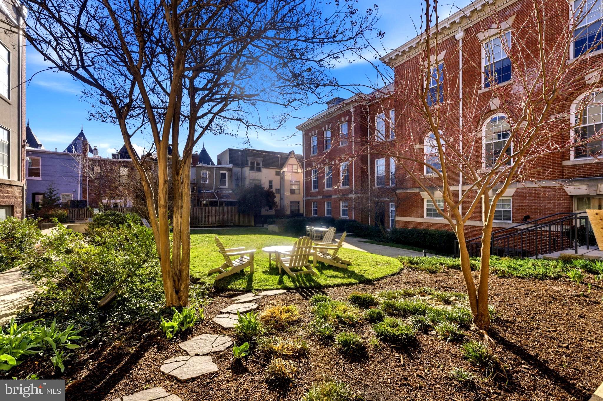 150 V STREET NW V206