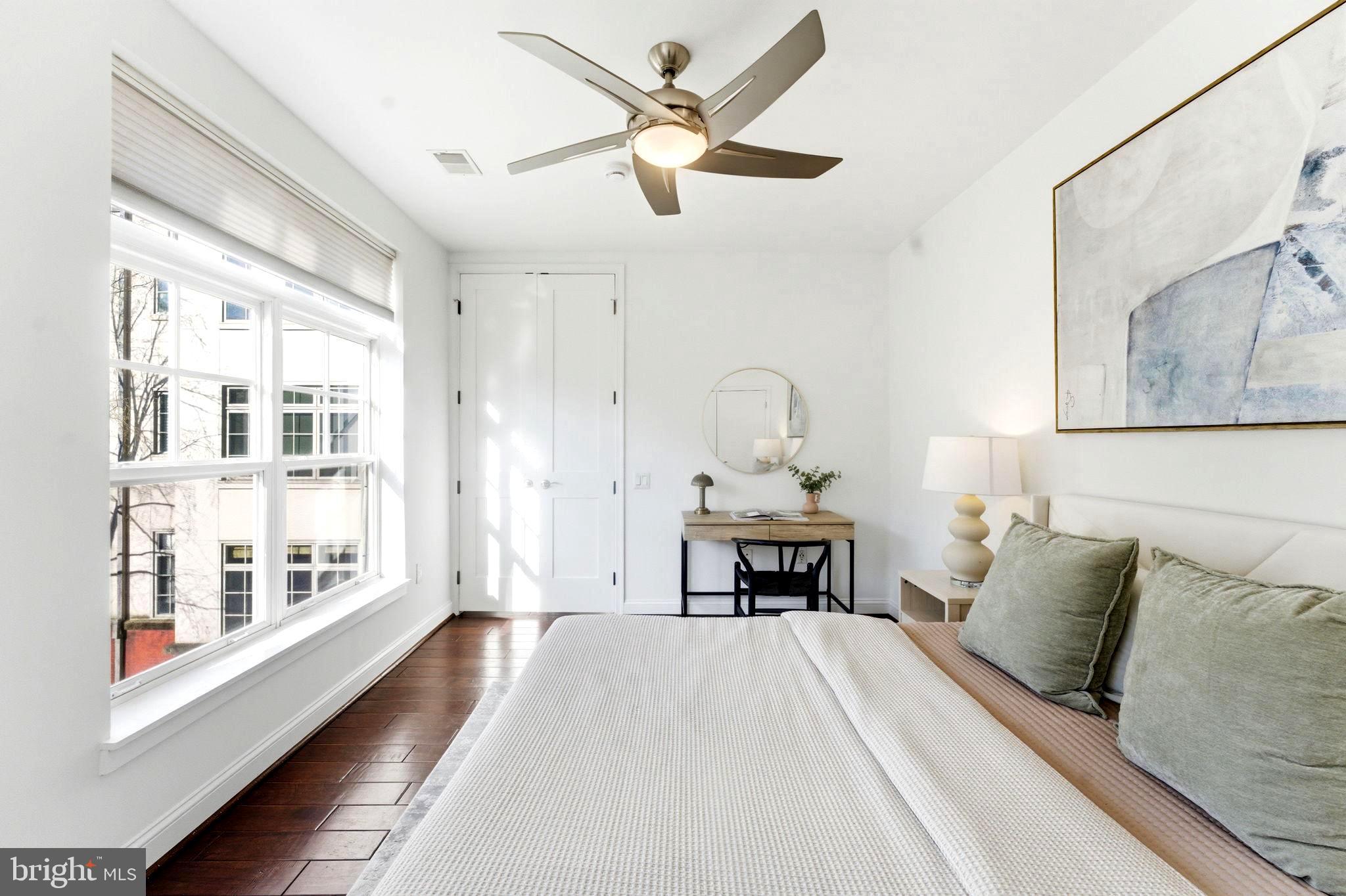 150 V STREET NW V206