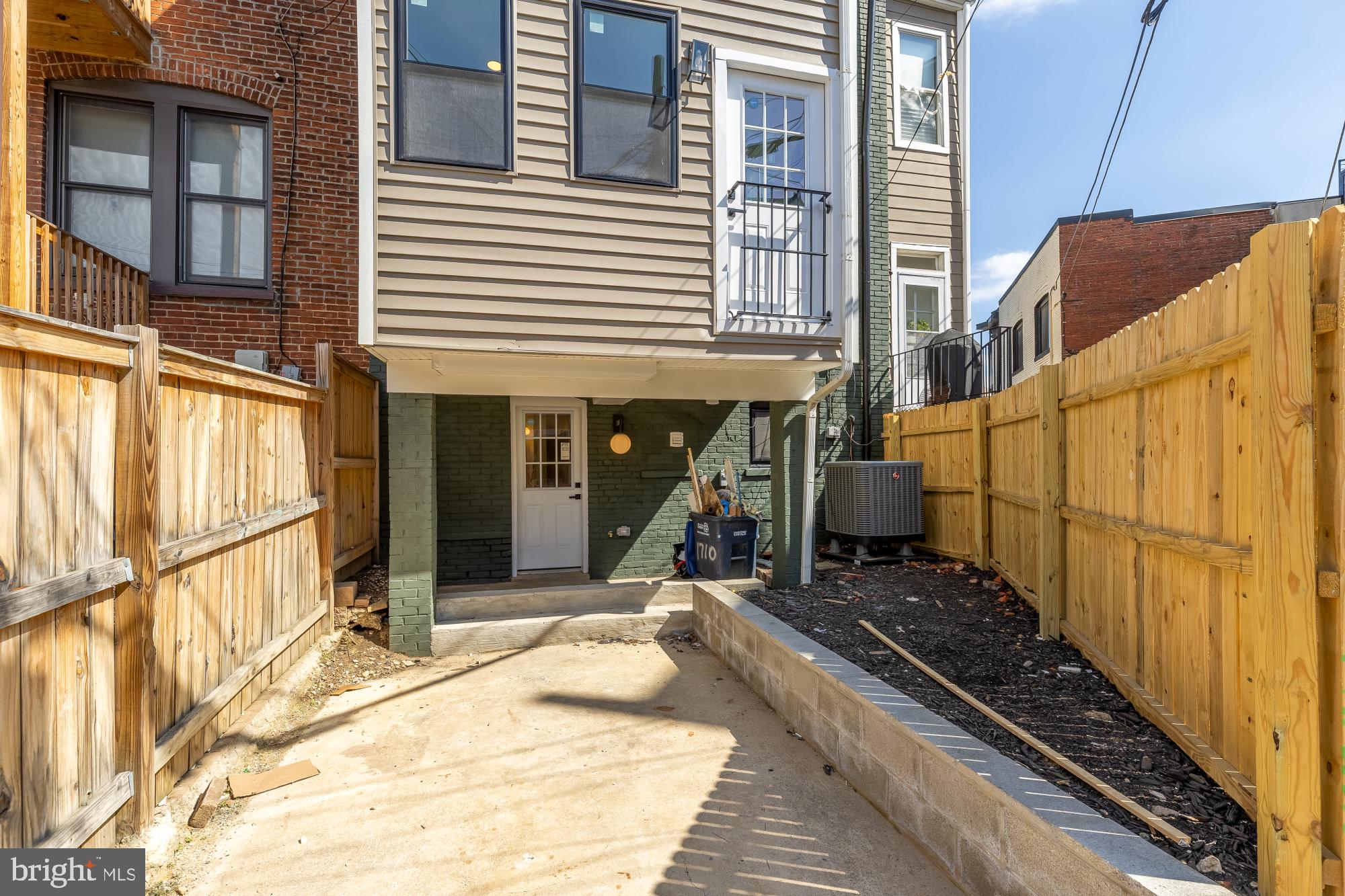 1710 2ND STREET NW
