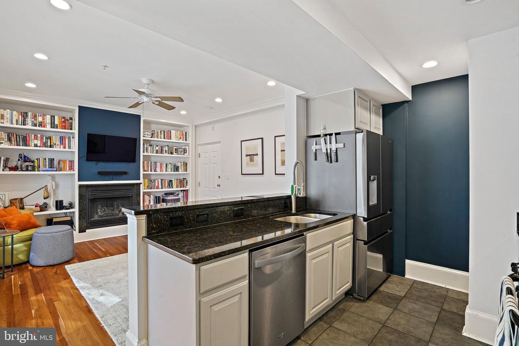 1212 M STREET NW 302
