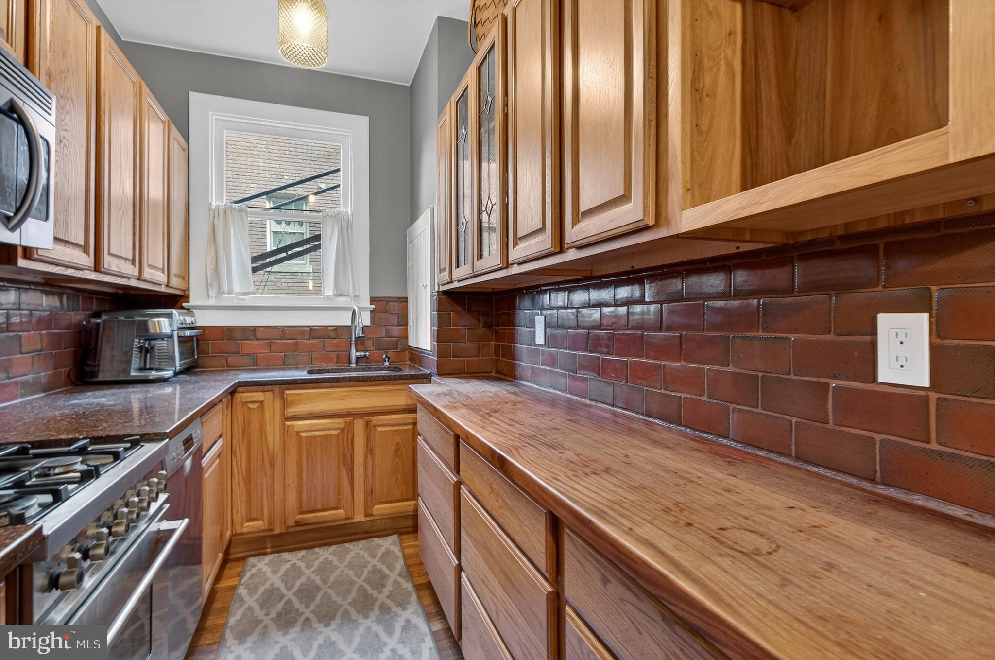 3022 PORTER STREET NW 102