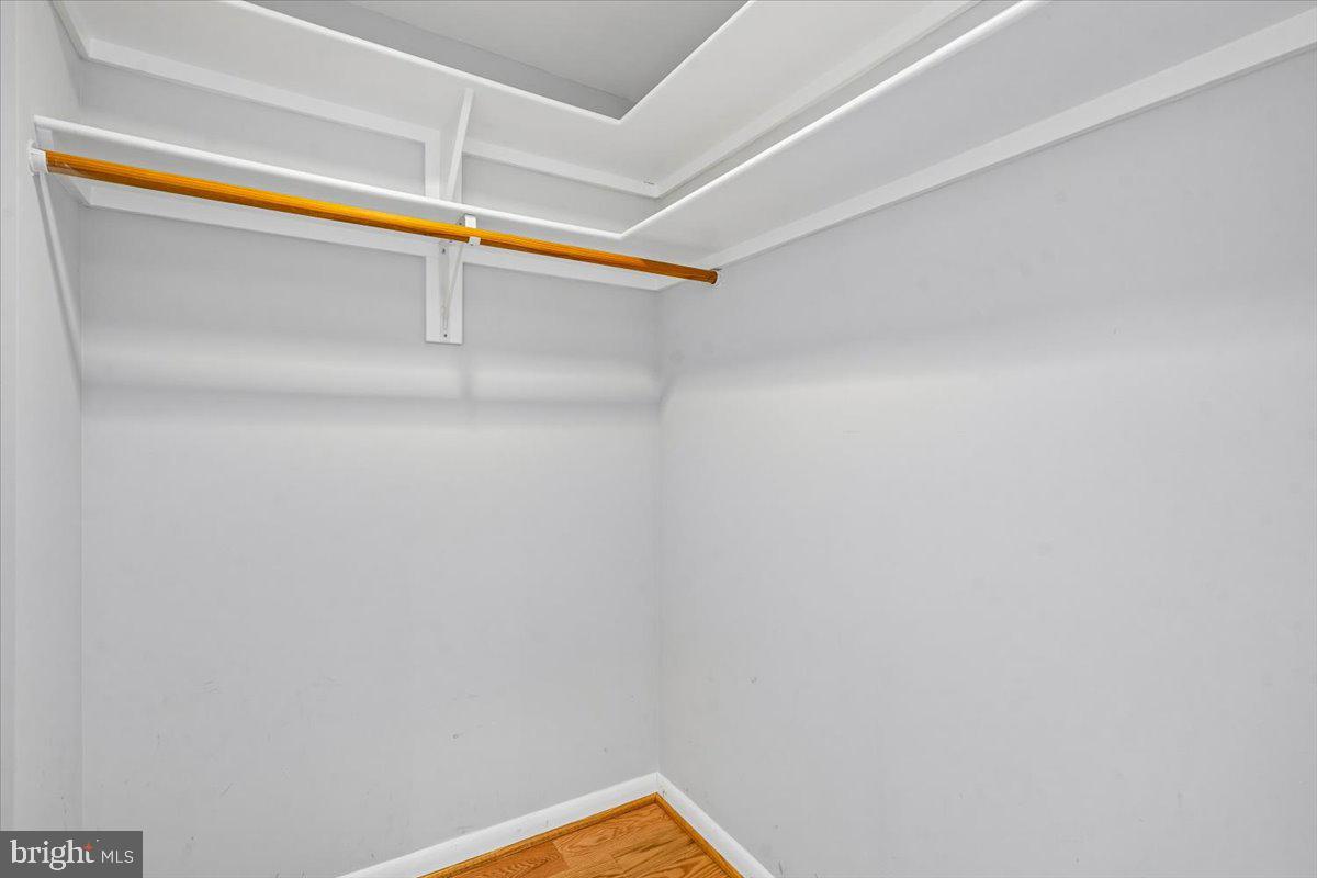 350 G STREET SW N511