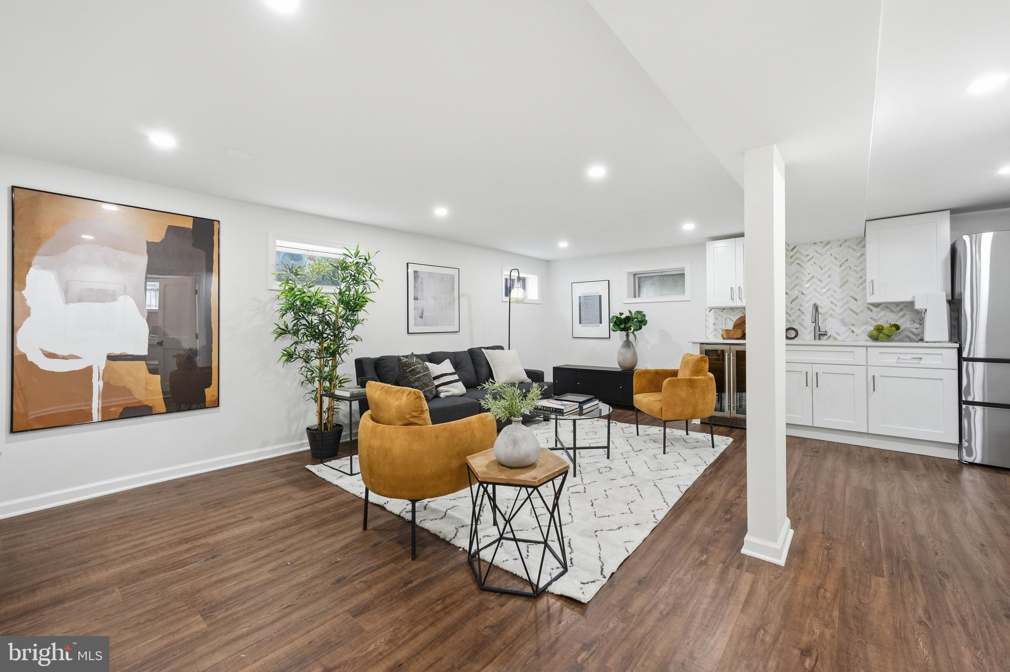 1215 HAMILTON STREET NW