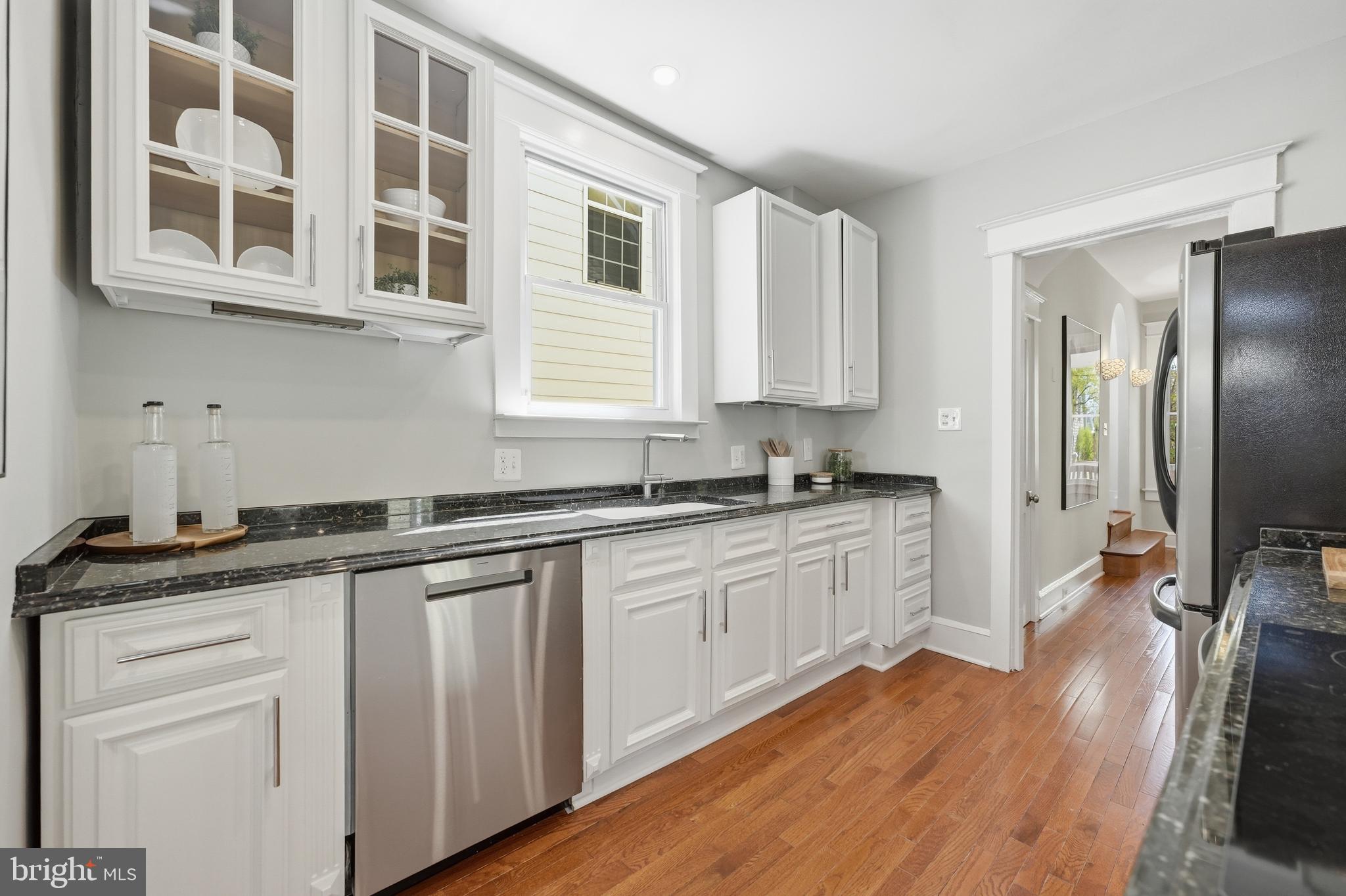 1215 HAMILTON STREET NW