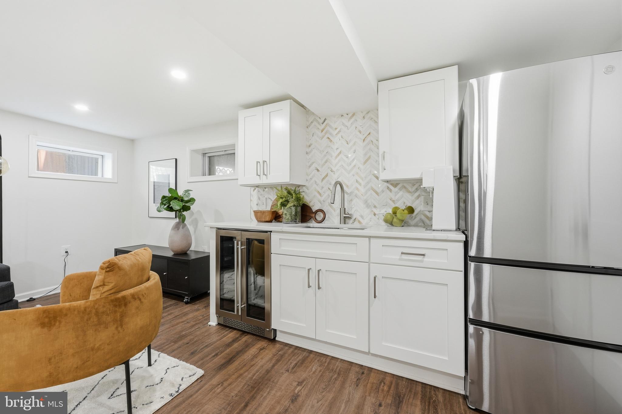 1215 HAMILTON STREET NW