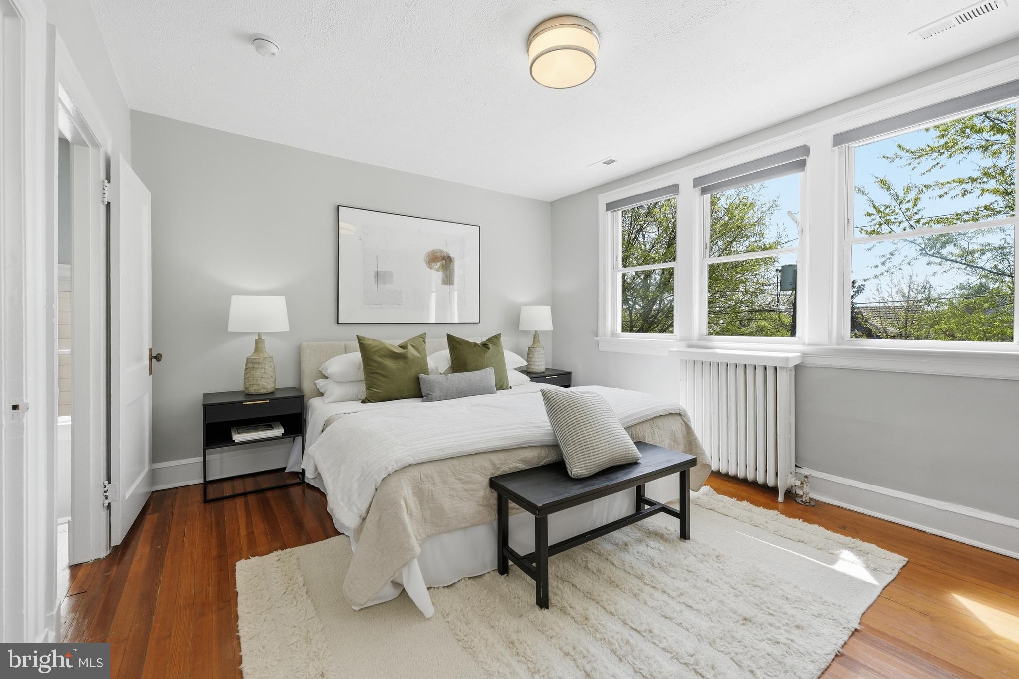 1215 HAMILTON STREET NW