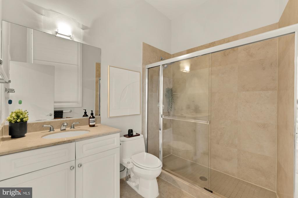 2380 CHAMPLAIN STREET NW Unit: 203