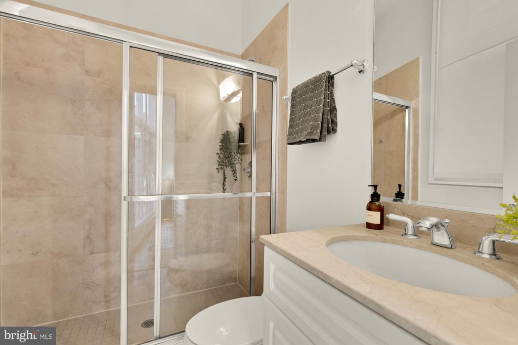 2380 CHAMPLAIN STREET NW Unit: 203