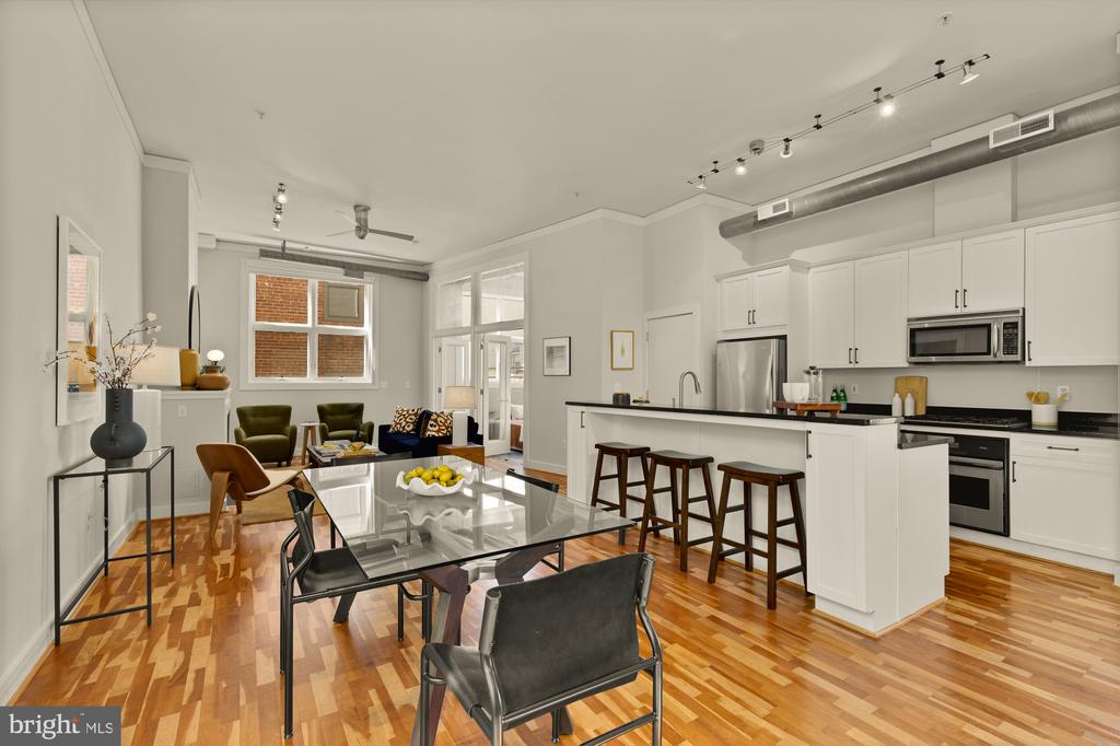 2380 CHAMPLAIN STREET NW Unit: 203