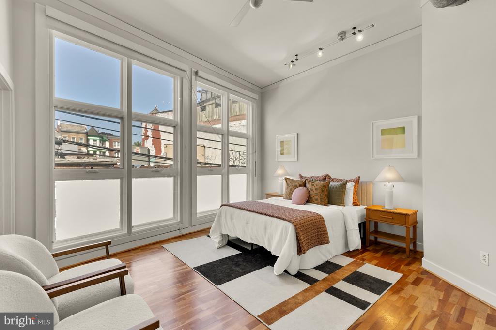 2380 CHAMPLAIN STREET NW Unit: 203