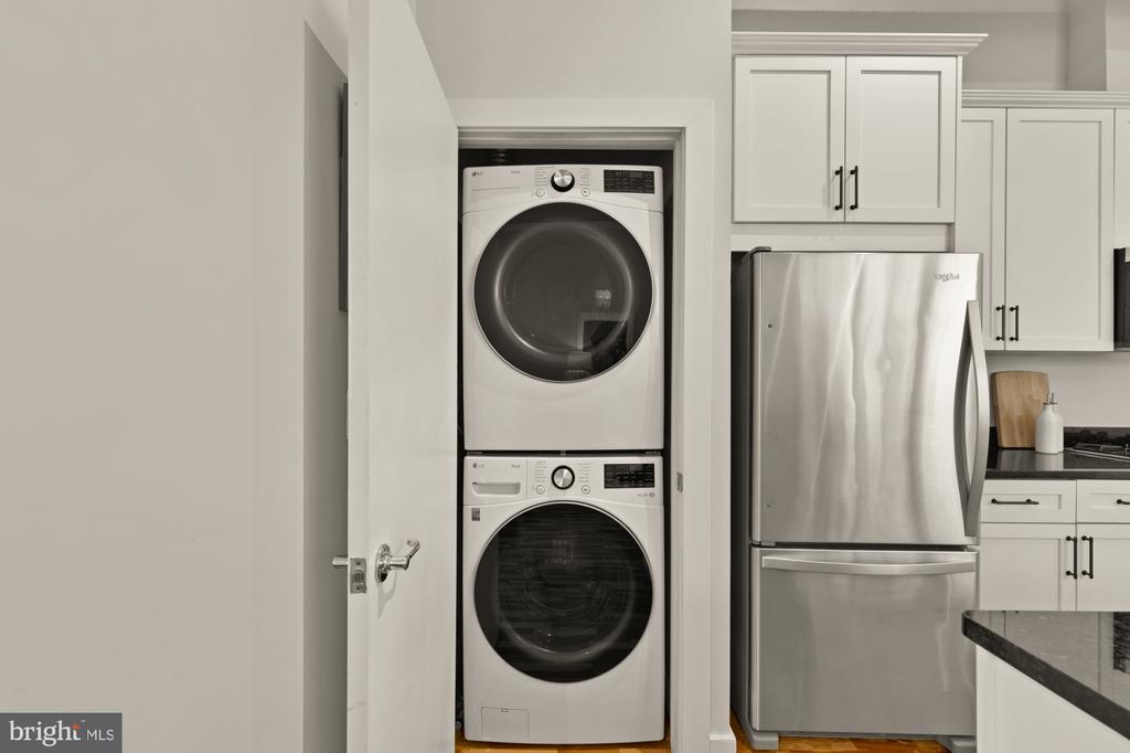 2380 CHAMPLAIN STREET NW Unit: 203