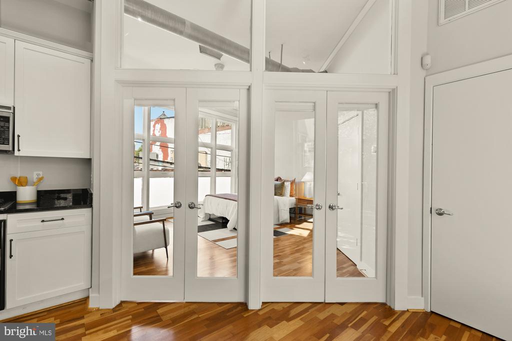 2380 CHAMPLAIN STREET NW Unit: 203