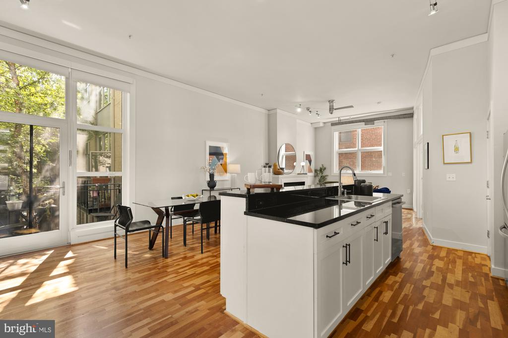 2380 CHAMPLAIN STREET NW Unit: 203