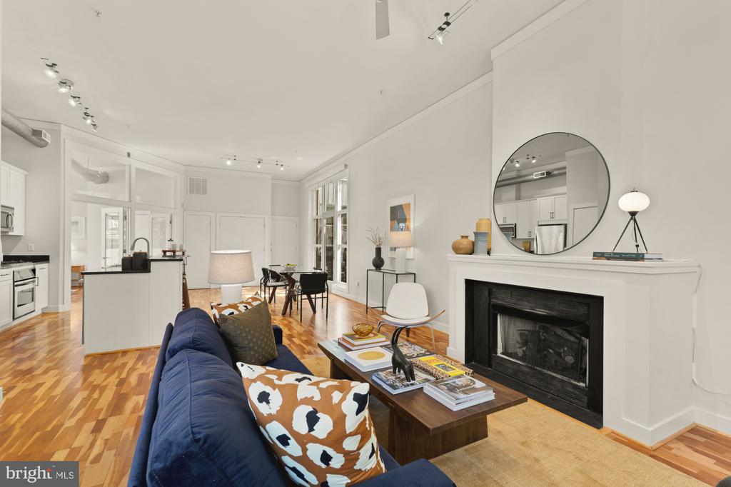 2380 CHAMPLAIN STREET NW Unit: 203