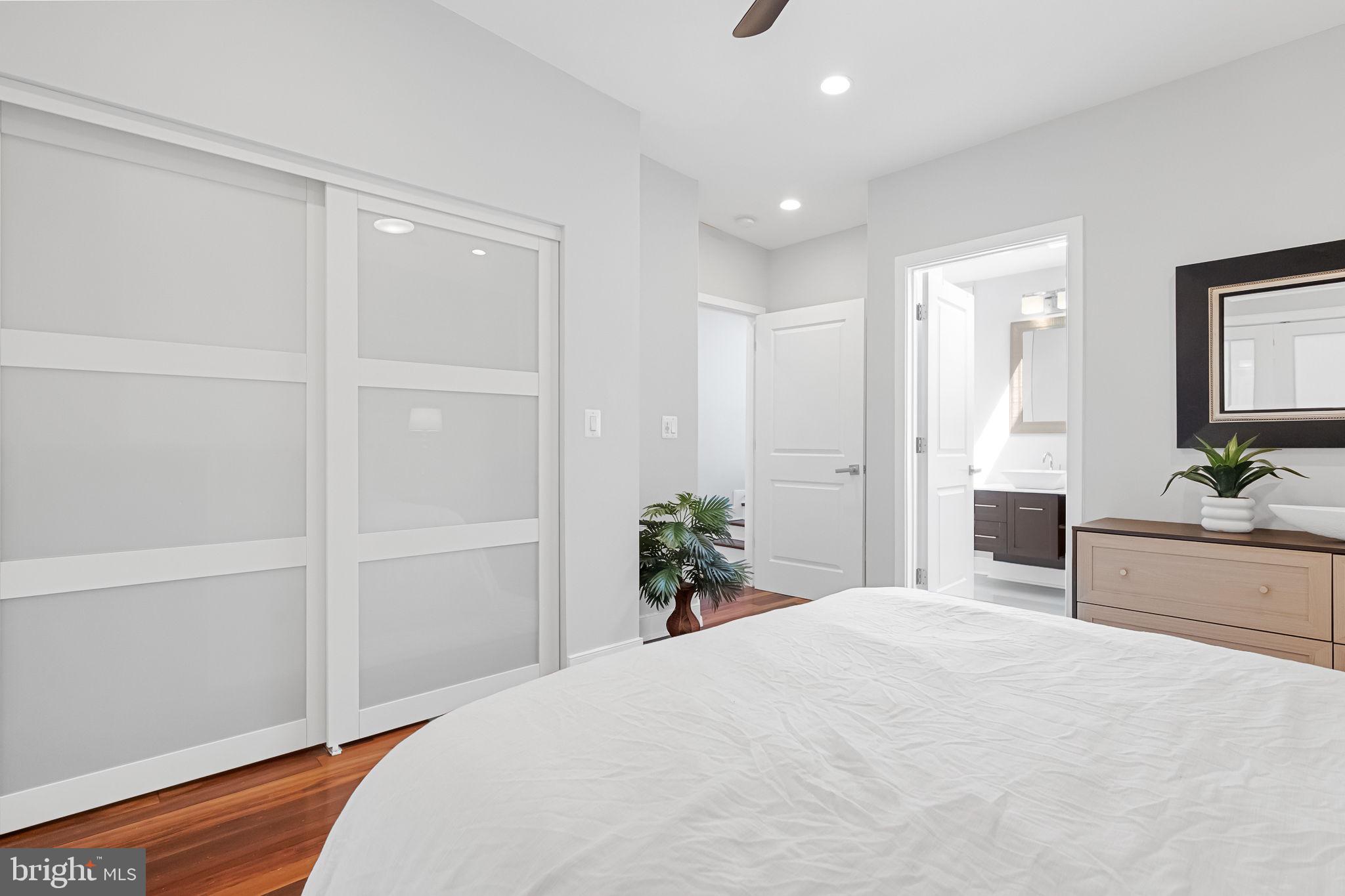 2819 11TH STREET NW 2