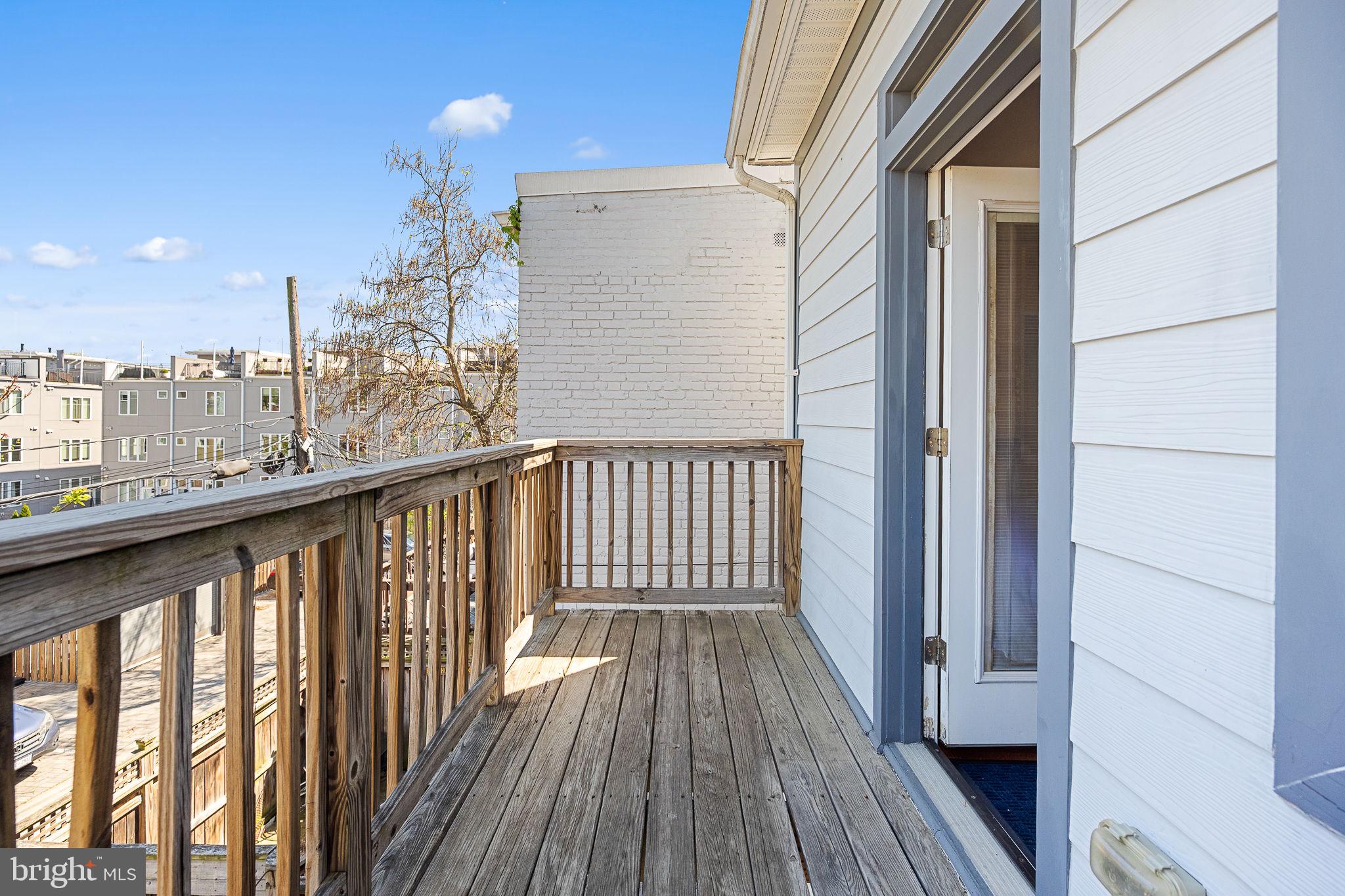 2819 11TH STREET NW 2