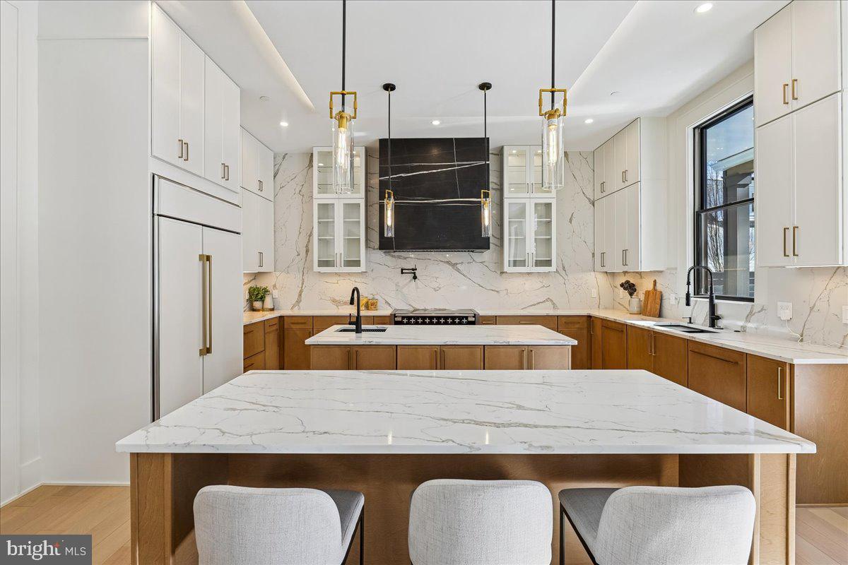 4428 ALBEMARLE STREET NW