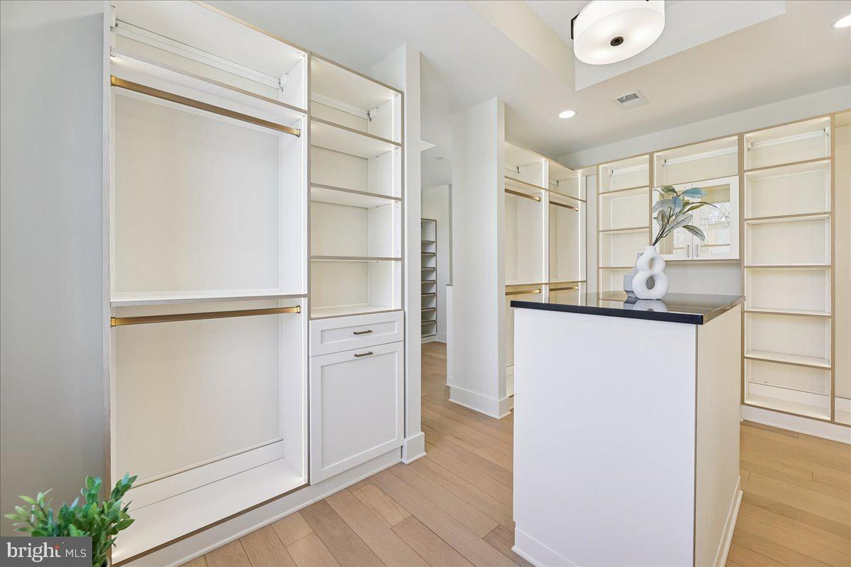 4428 ALBEMARLE STREET NW