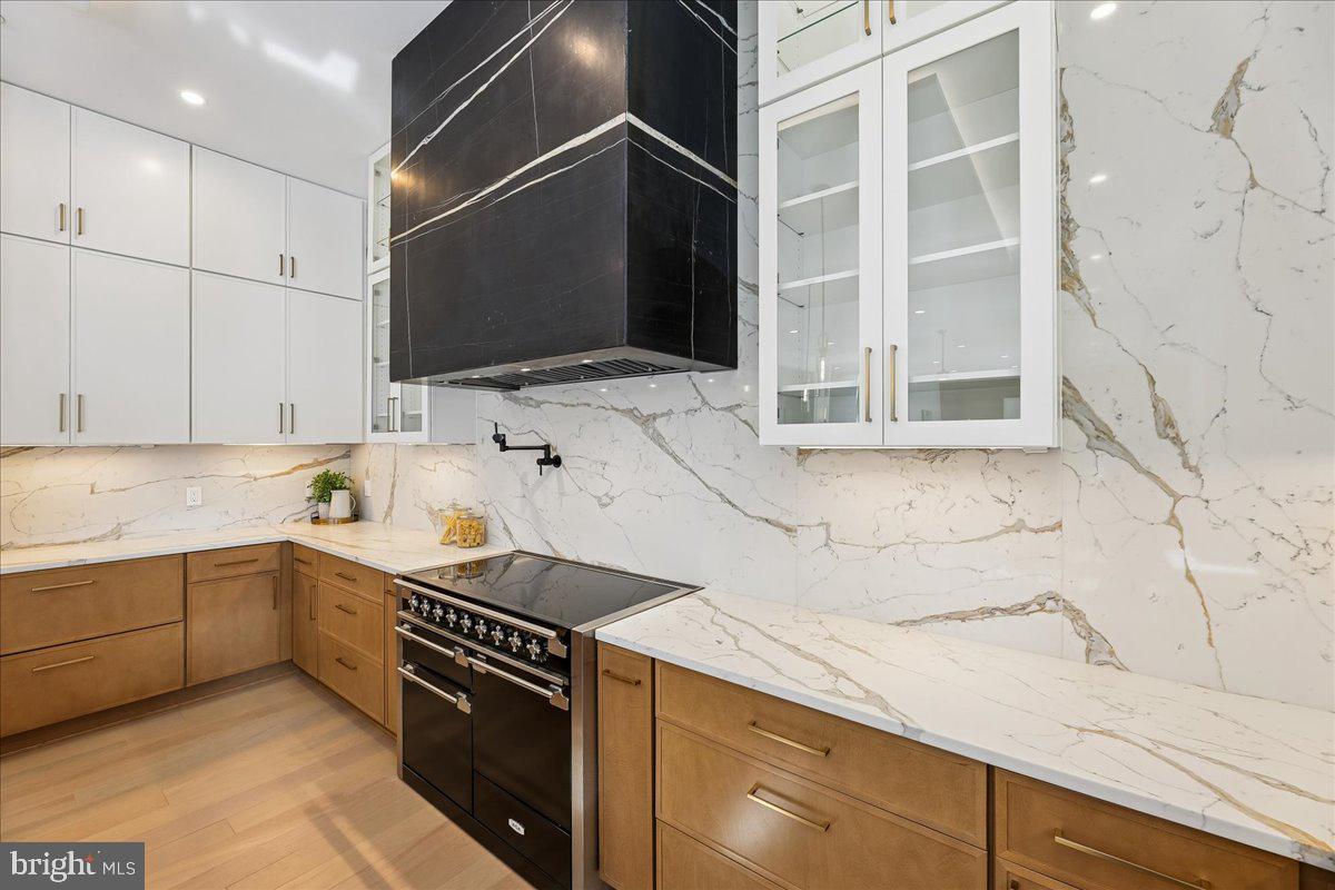 4428 ALBEMARLE STREET NW