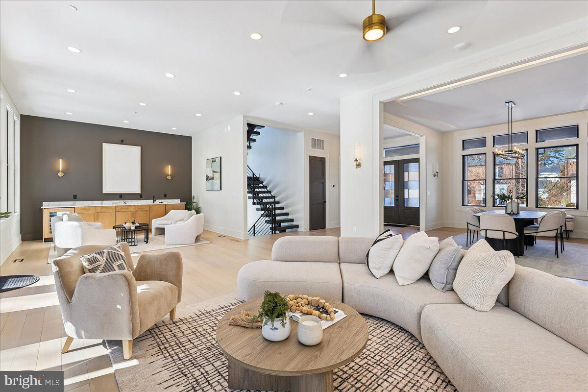 4428 ALBEMARLE STREET NW