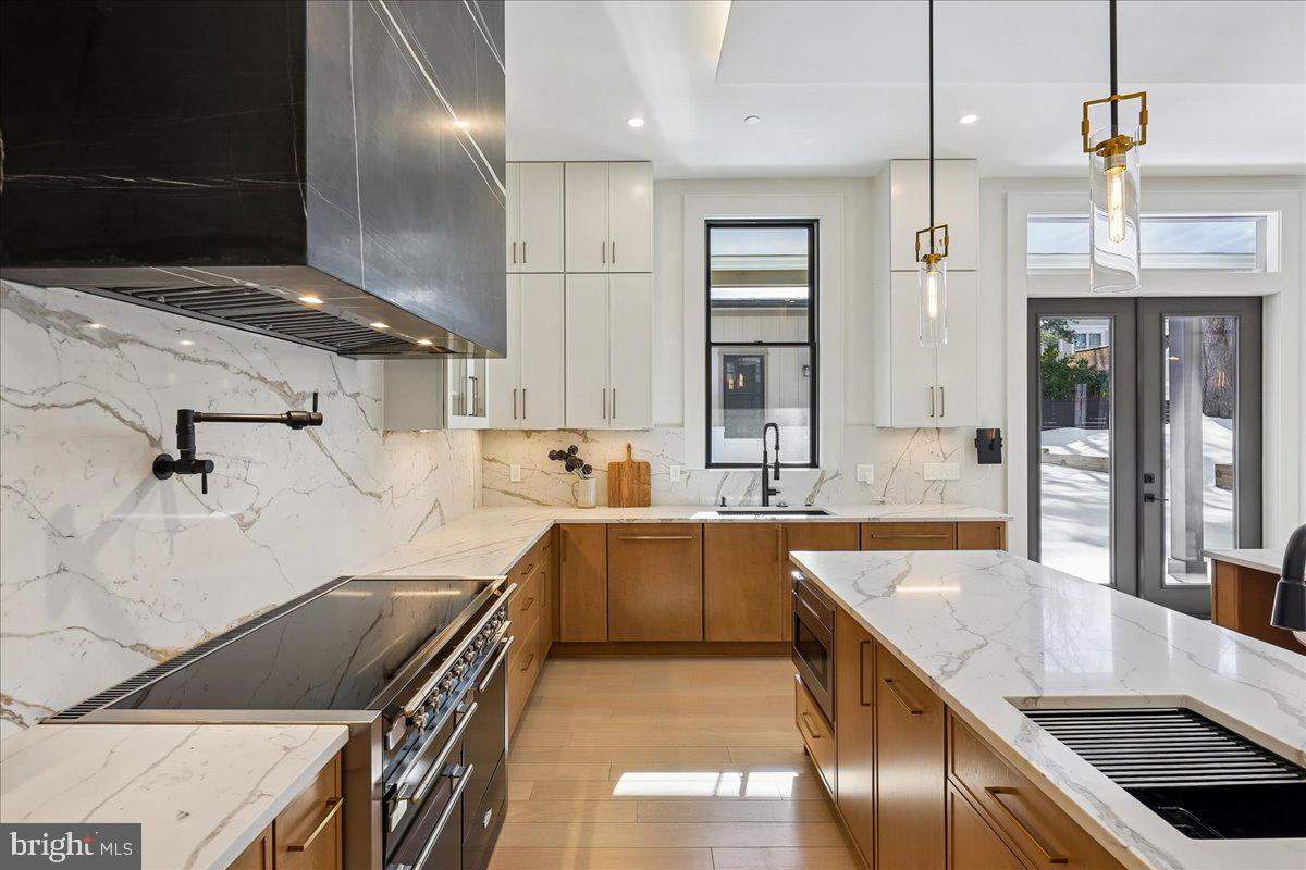 4428 ALBEMARLE STREET NW