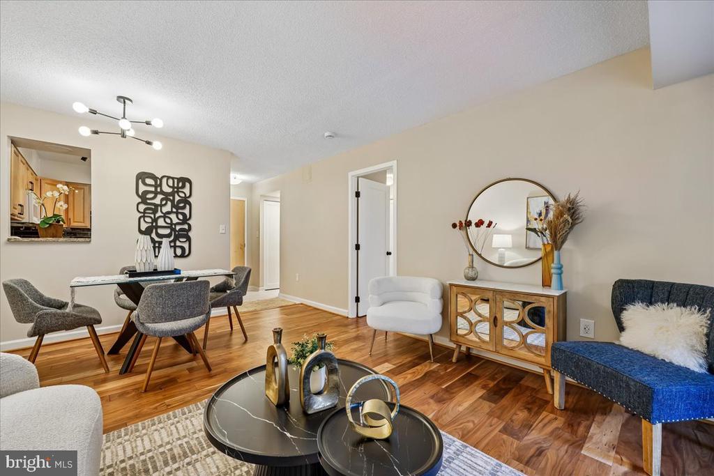 2111 WISCONSIN AVENUE NW 118