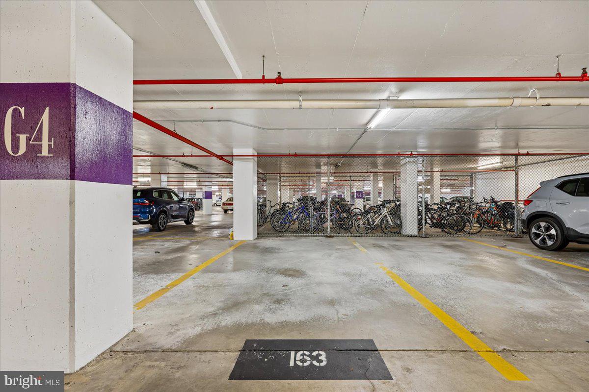 2111 WISCONSIN AVENUE NW 118