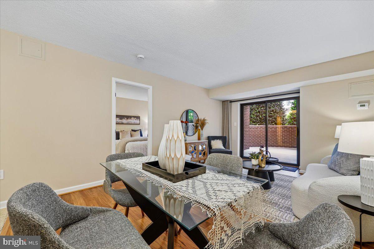 2111 WISCONSIN AVENUE NW 118