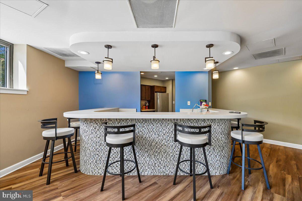 2111 WISCONSIN AVENUE NW 118