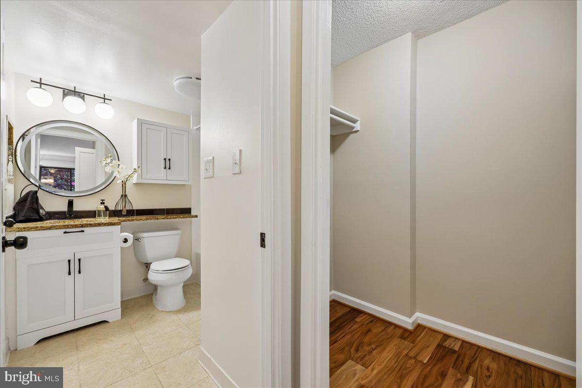 2111 WISCONSIN AVENUE NW 118